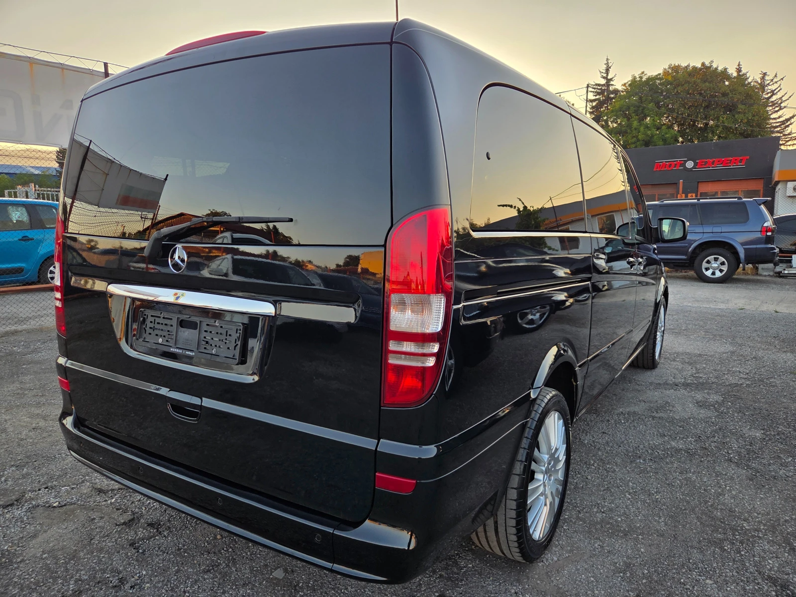 Mercedes-Benz Viano 2.2 CDI AMBINTE LONG | Mobile.bg — изображение 16