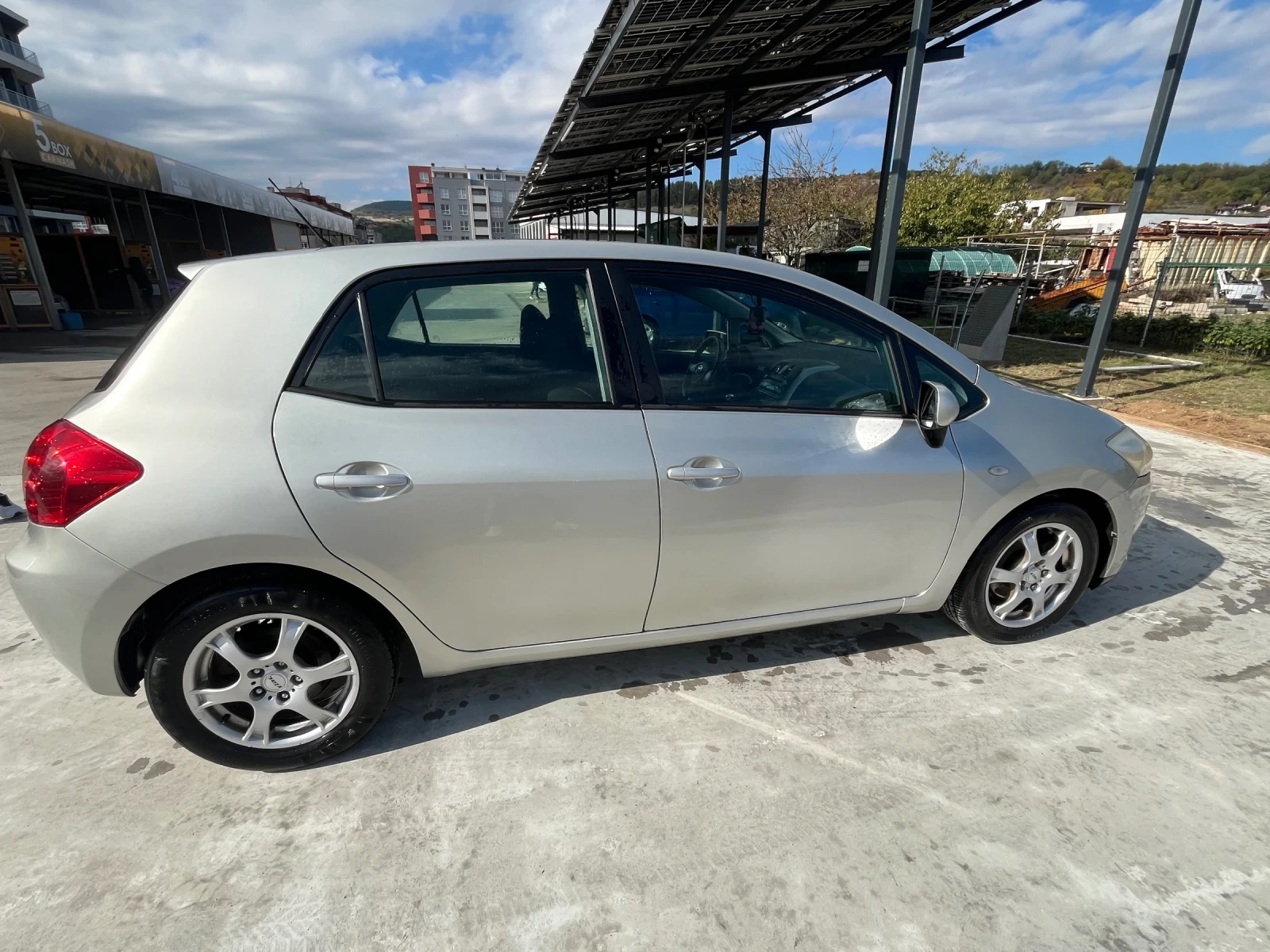 Toyota Auris  - изображение 5