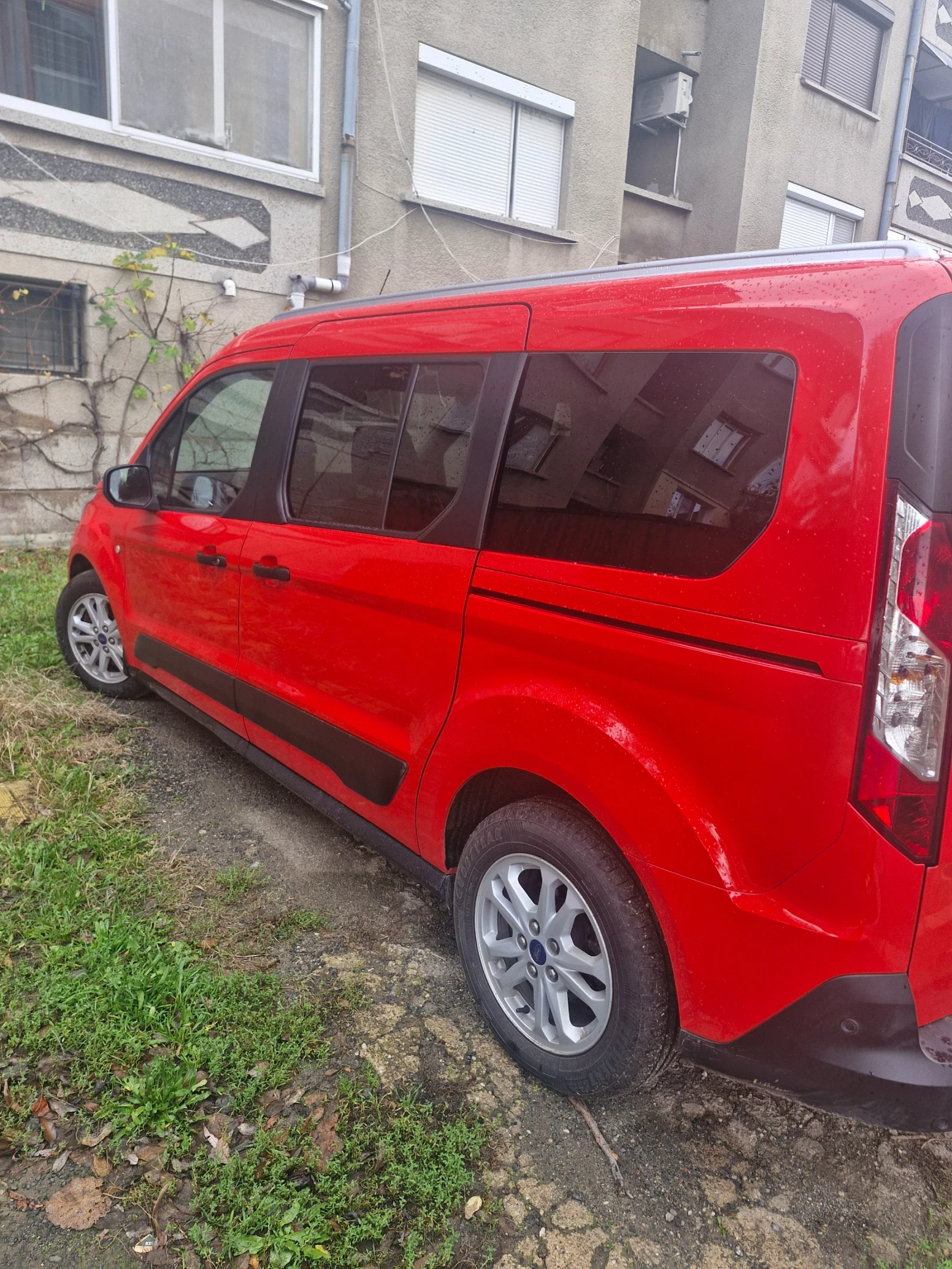 Ford Tourneo Connect Grand tourneo connect 6+ 1   1.5tdci | Mobile.bg   9