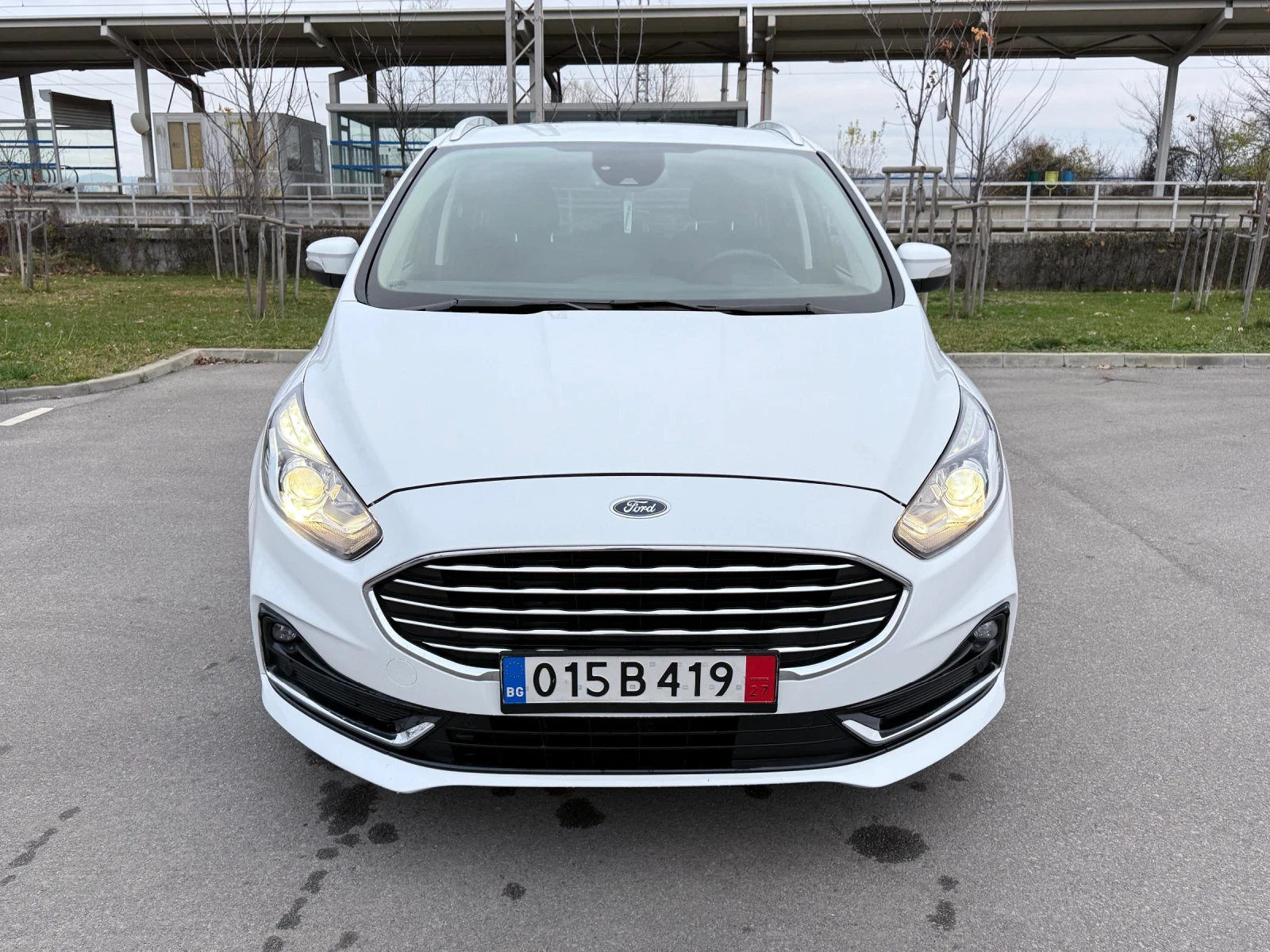 Ford S-Max * 2.0TDCI* 7-Местен* SYNC 3* ПОДГРЕВ* КАМЕРА* EURO - изображение 2