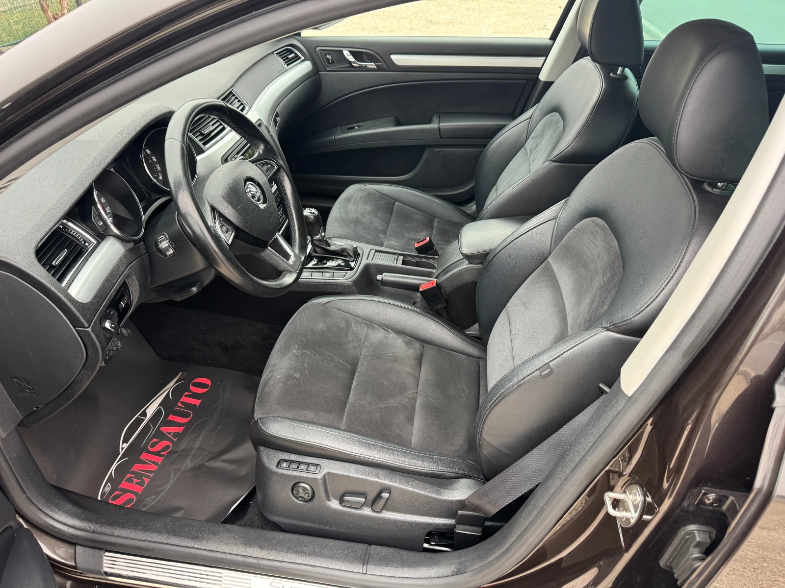Skoda Superb 2.0TDI* 170��* 4X4* DSG* EURO5 | Mobile.bg � ����������� 11