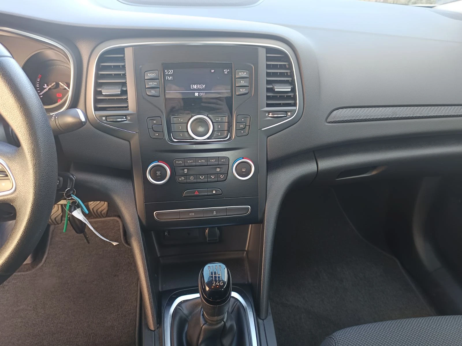 Renault Megane 1.3Tce/140�.�. | Mobile.bg � ����������� 11