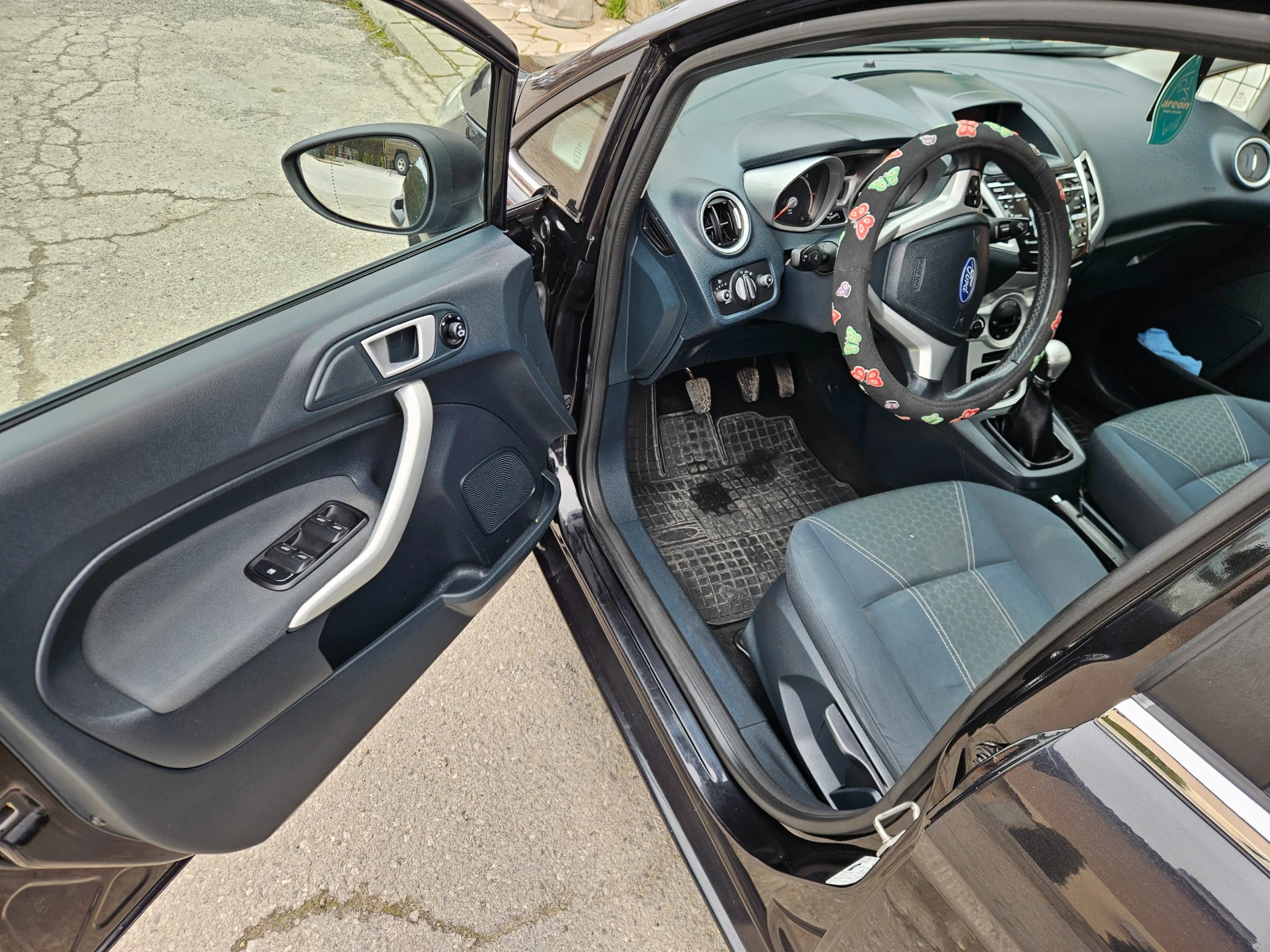 Ford Fiesta 1.6 TDCI 95�� TITANIUM ����� Keyless | Mobile.bg � ����������� 12
