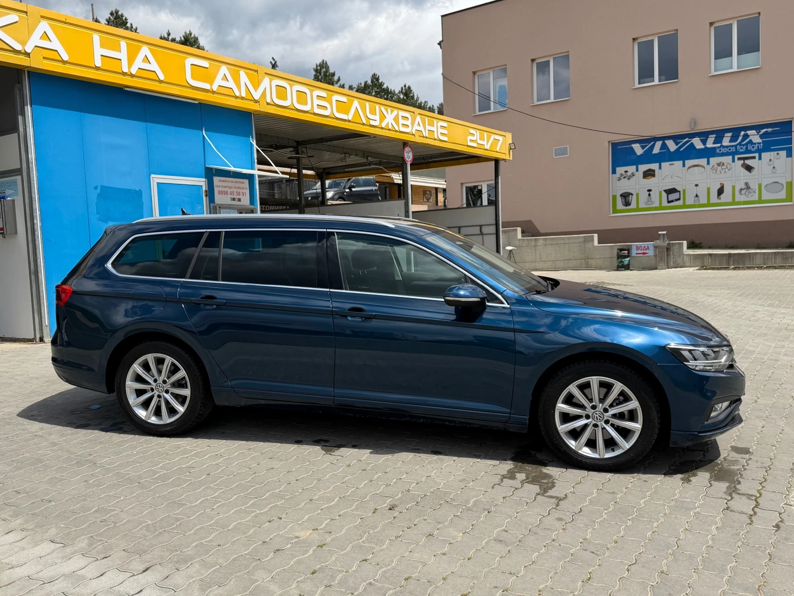 VW Passat 2.0TDI/AUTOMATIC/1 ГОДИНА ГАРНИЦЯ/ НОВА, снимка 7 - Автомобили и джипове - 54229977