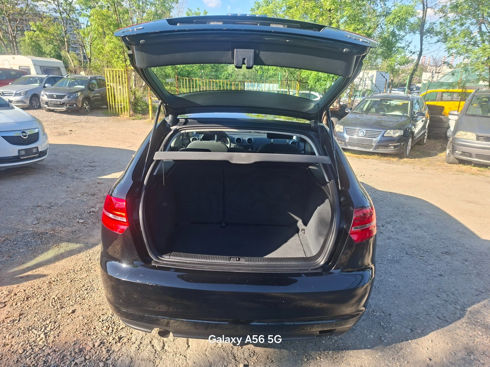 Audi A3 1, 2 БЕНЗИН 105кс., снимка 14 - Автомобили и джипове - 54437044