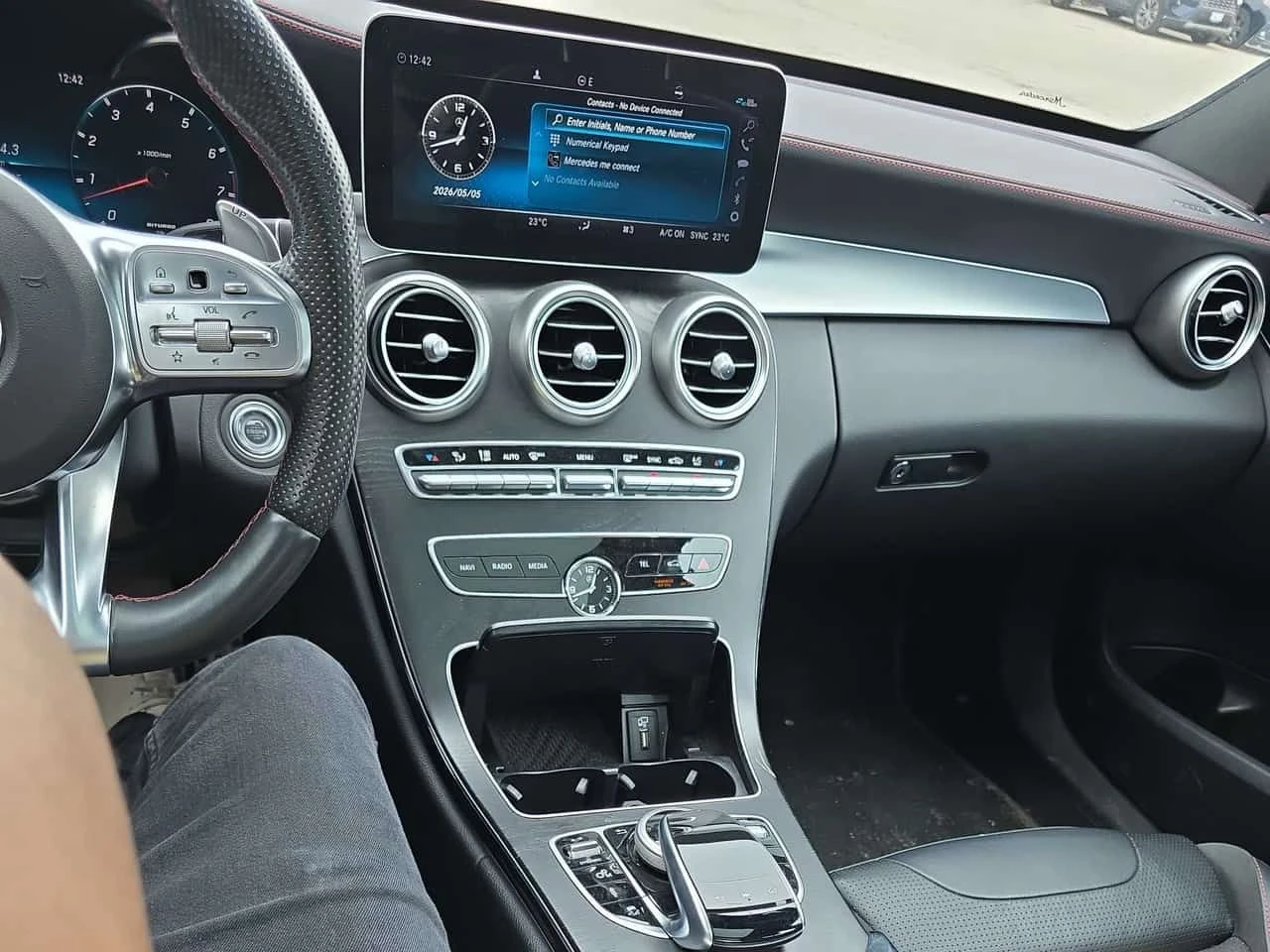 Mercedes-Benz AMG GT C * 43 * 2 КЛЮЧА* ПАНО* ПОДГРЕВ* KEYLESS* , снимка 9 - Автомобили и джипове - 54437191