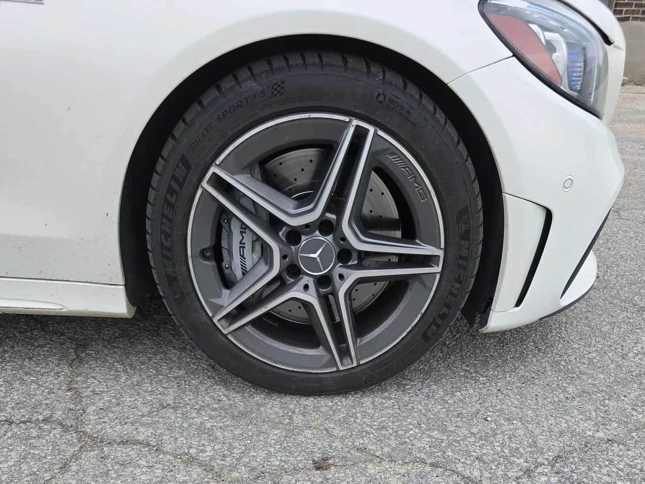 Mercedes-Benz AMG GT C * 43 * 2 КЛЮЧА* ПАНО* ПОДГРЕВ* KEYLESS* , снимка 7 - Автомобили и джипове - 54437191