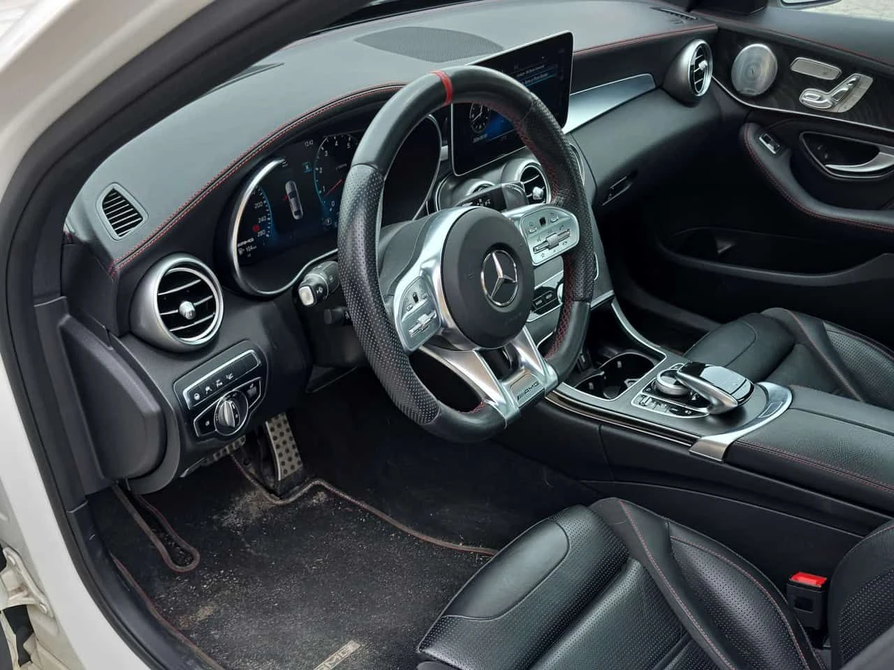 Mercedes-Benz AMG GT C * 43 * 2 КЛЮЧА* ПАНО* ПОДГРЕВ* KEYLESS* , снимка 5 - Автомобили и джипове - 54437191