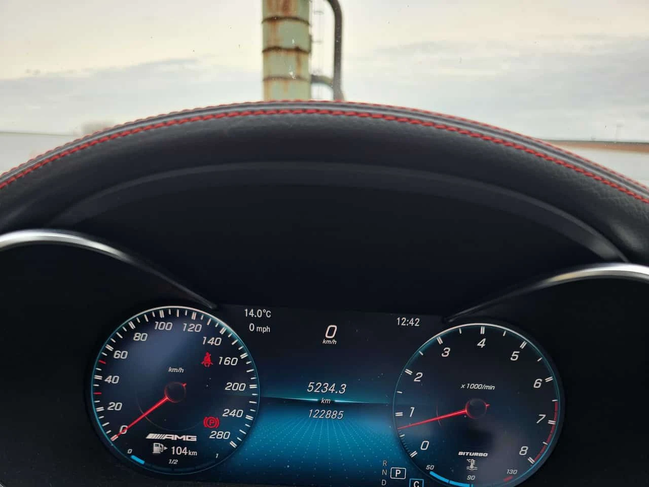 Mercedes-Benz AMG GT C * 43 * 2 КЛЮЧА* ПАНО* ПОДГРЕВ* KEYLESS* , снимка 8 - Автомобили и джипове - 54437191