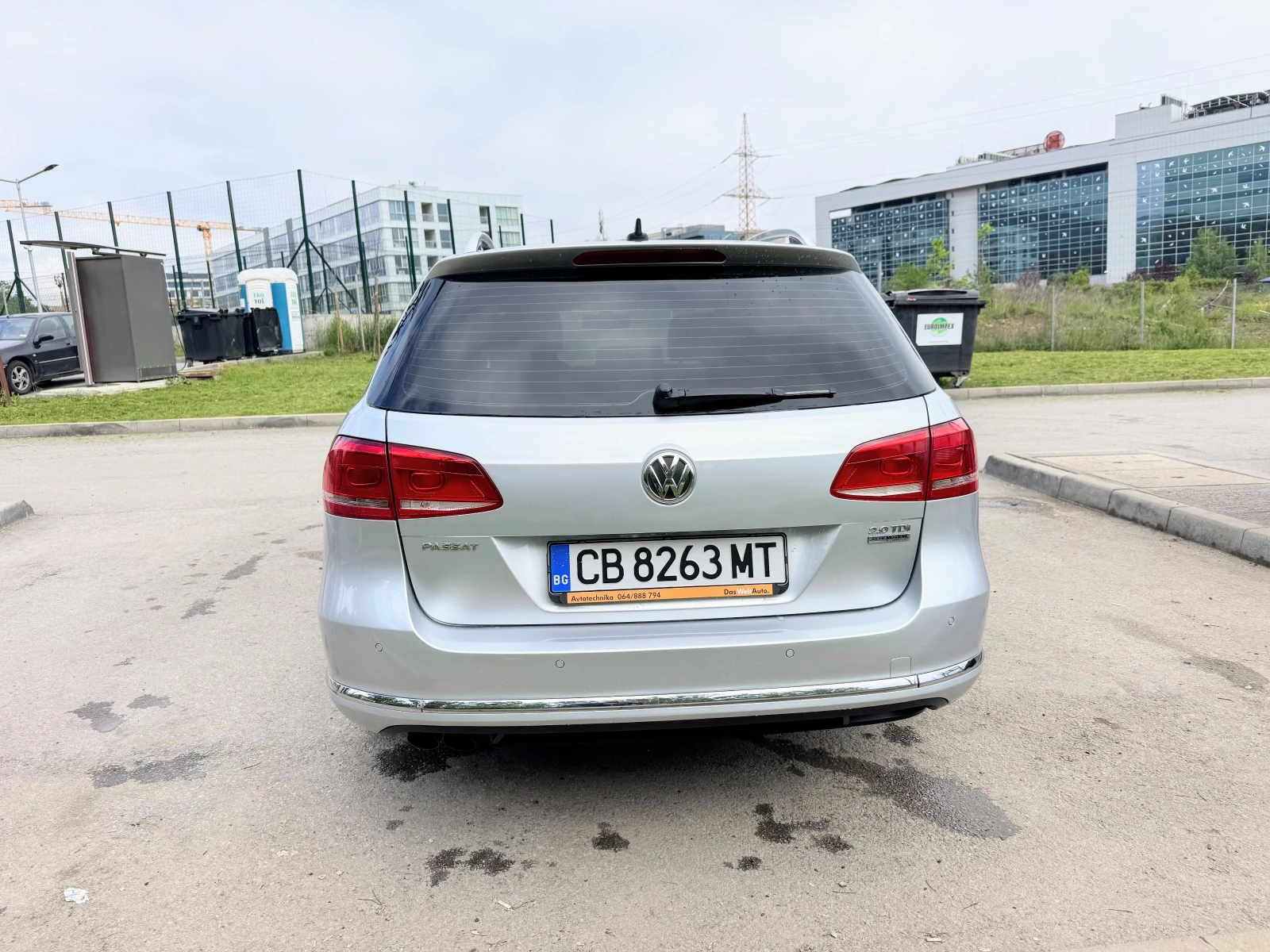 VW Passat B7 2.0 TDI 140 к.с Highline, снимка 5 - Автомобили и джипове - 54591867