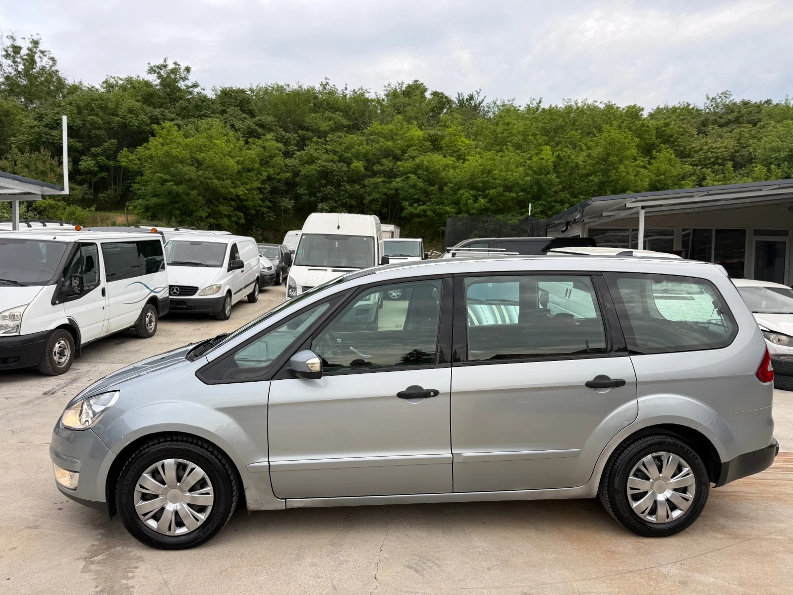 Ford Galaxy 2.0TDI 7 МЕСТА ЛИЗИНГ, снимка 8 - Автомобили и джипове - 54763069