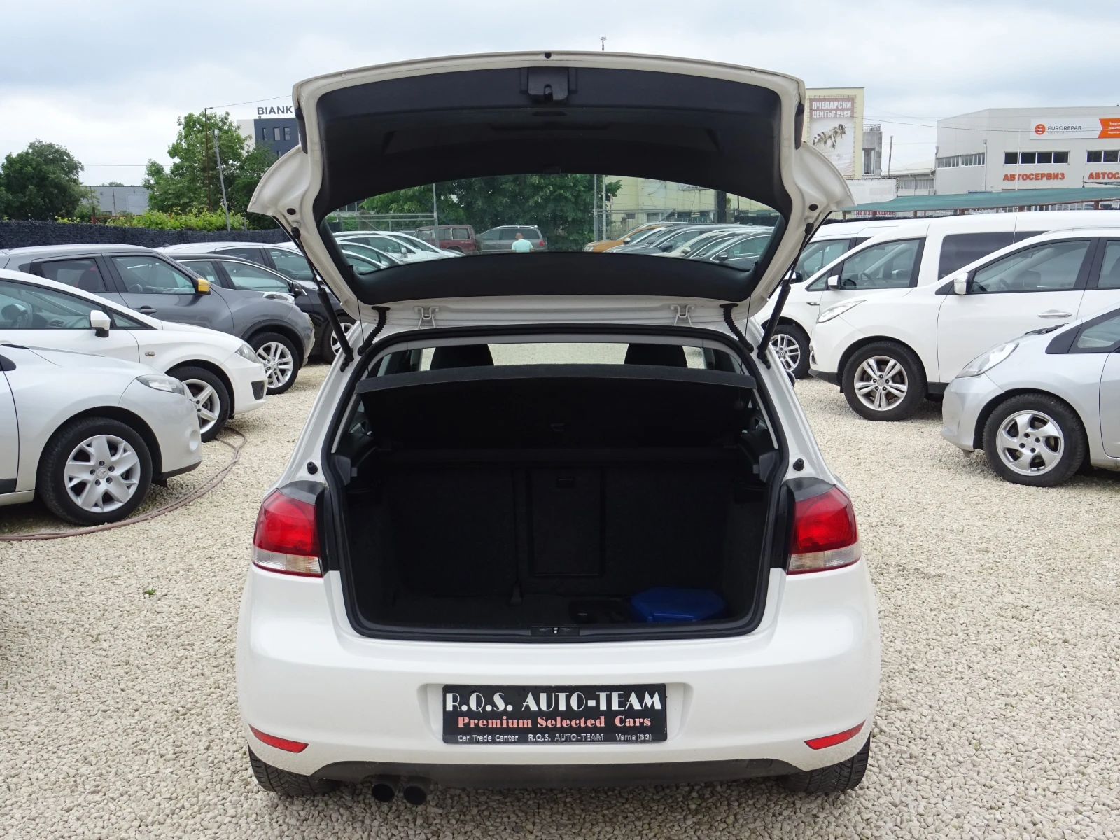 VW Golf 1.4tsi Highline, снимка 3 - Автомобили и джипове - 54779324