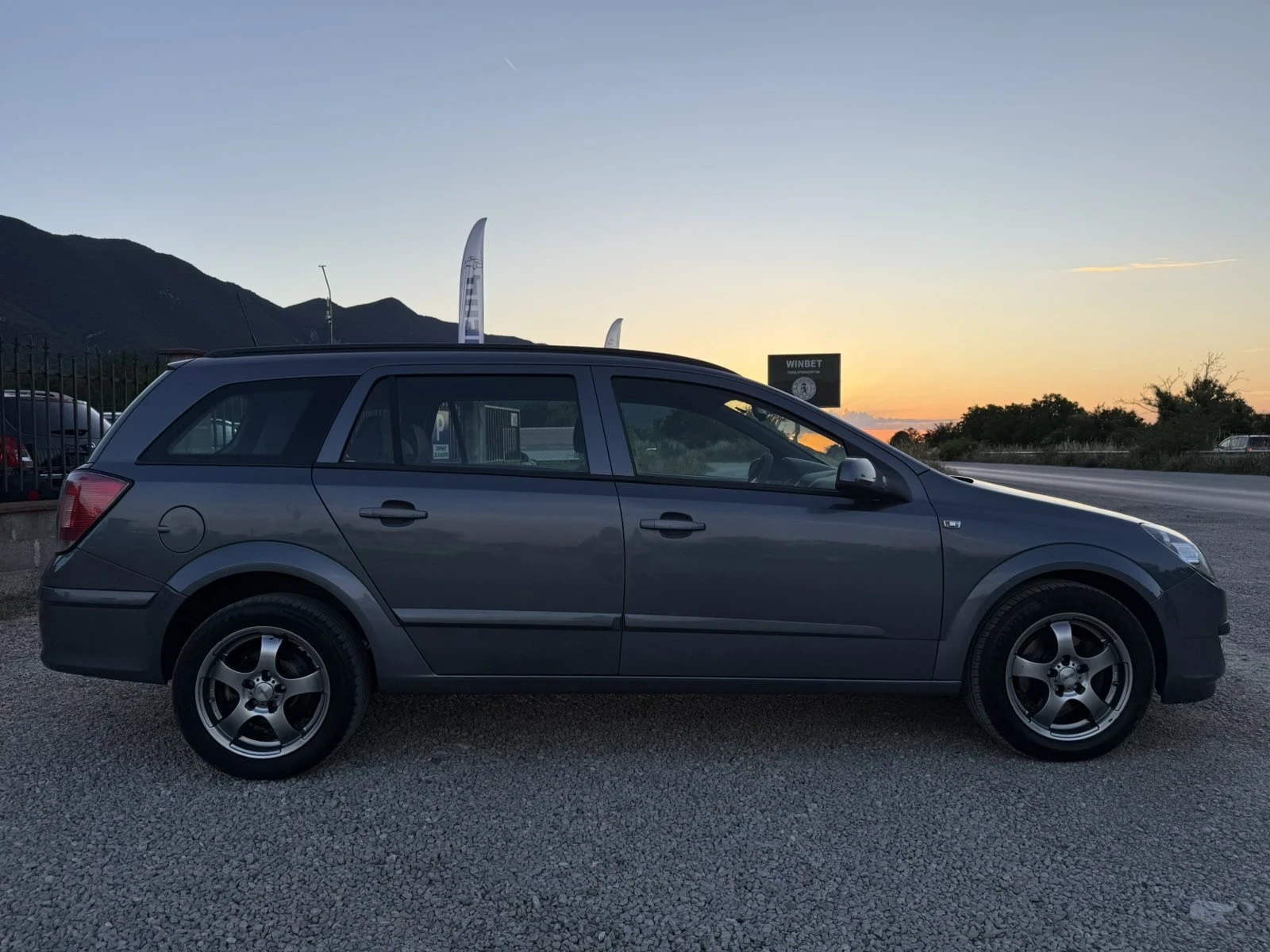Opel Astra 1.6 I 105 к.с., снимка 5 - Автомобили и джипове - 54948410