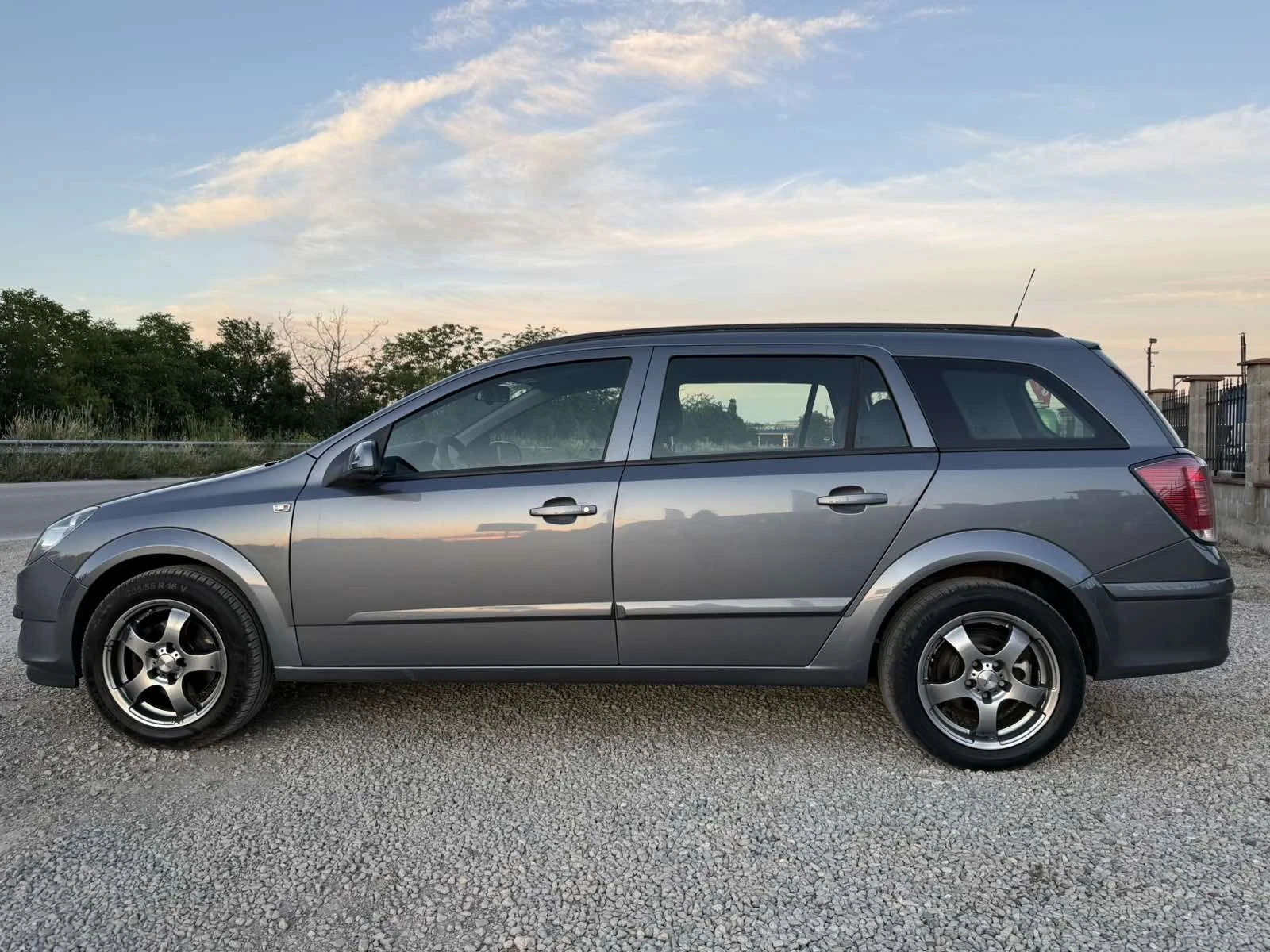 Opel Astra 1.6 I 105 к.с., снимка 7 - Автомобили и джипове - 54948410