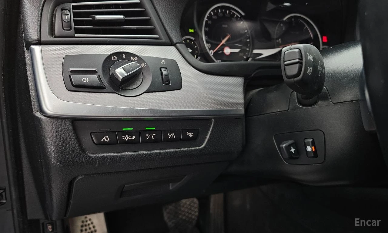 BMW 550 * КРАЙНА ЦЕНА ДО БЪЛГАРИЯ * АВТОКРЕДИТ, снимка 17 - Автомобили и джипове - 55540247
