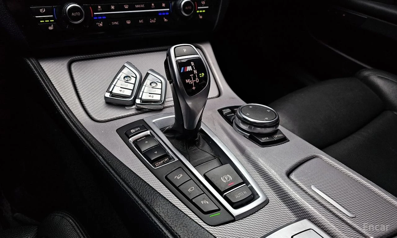 BMW 550 * КРАЙНА ЦЕНА ДО БЪЛГАРИЯ * АВТОКРЕДИТ, снимка 10 - Автомобили и джипове - 55540247