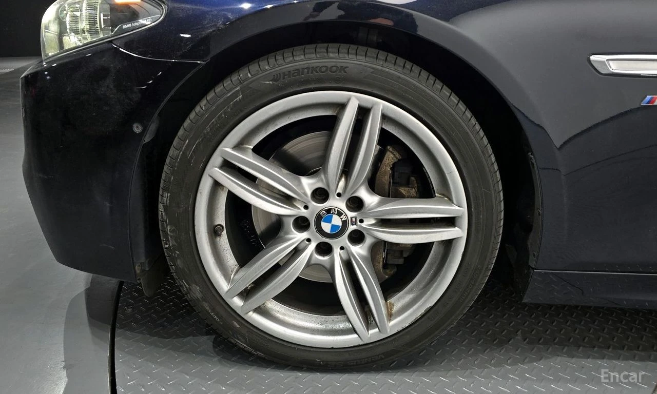 BMW 550 * КРАЙНА ЦЕНА ДО БЪЛГАРИЯ * АВТОКРЕДИТ, снимка 6 - Автомобили и джипове - 55540247