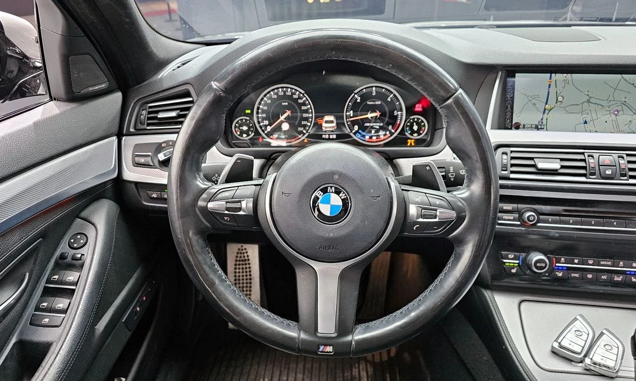 BMW 550 * КРАЙНА ЦЕНА ДО БЪЛГАРИЯ * АВТОКРЕДИТ, снимка 15 - Автомобили и джипове - 55540247