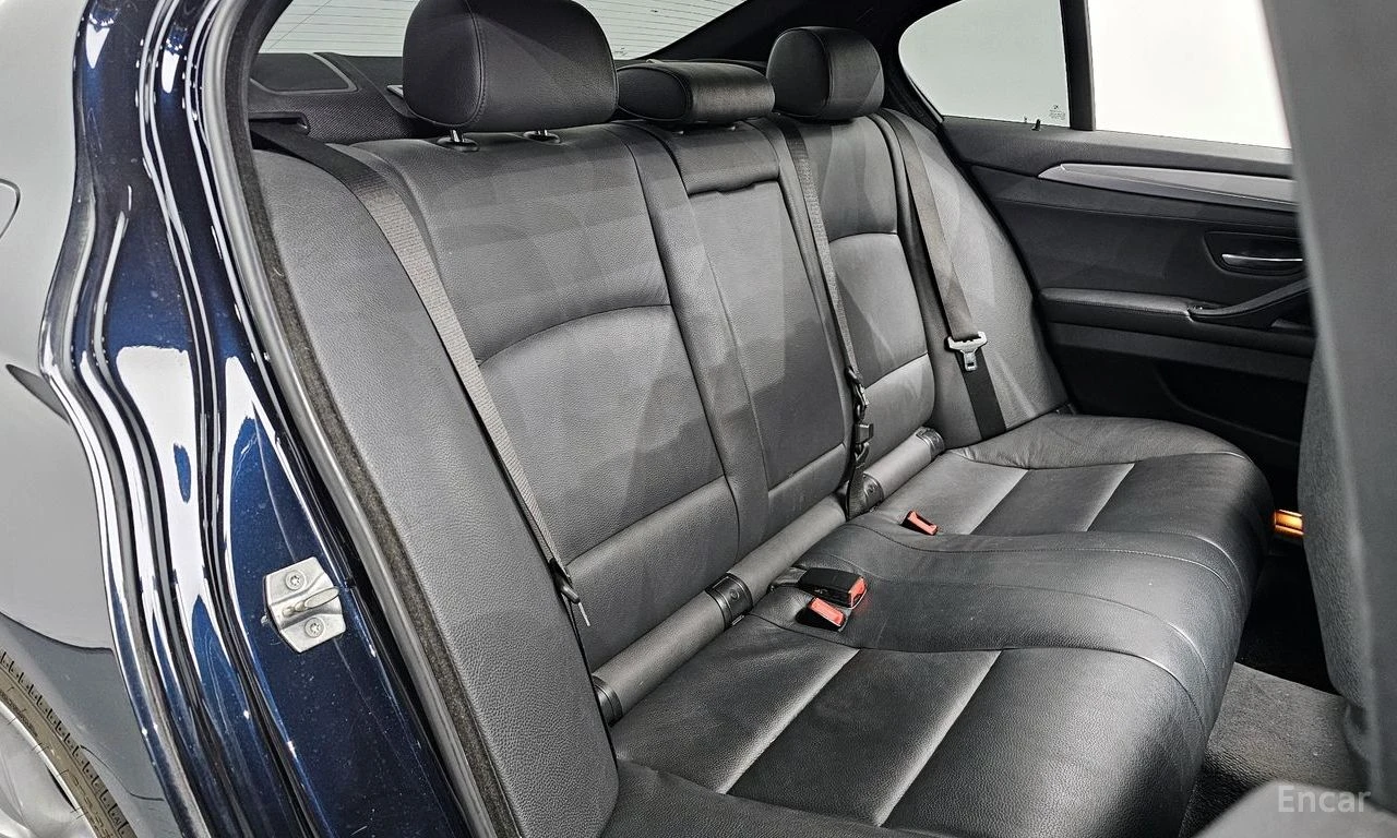 BMW 550 * КРАЙНА ЦЕНА ДО БЪЛГАРИЯ * АВТОКРЕДИТ, снимка 14 - Автомобили и джипове - 55540247