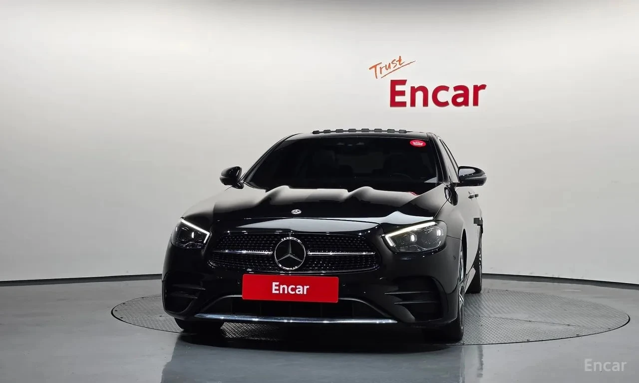 Mercedes-Benz E 220 * 4MATIC AMG Line * ДИСТРОНИК * HUD, снимка 3 - Автомобили и джипове - 55989716