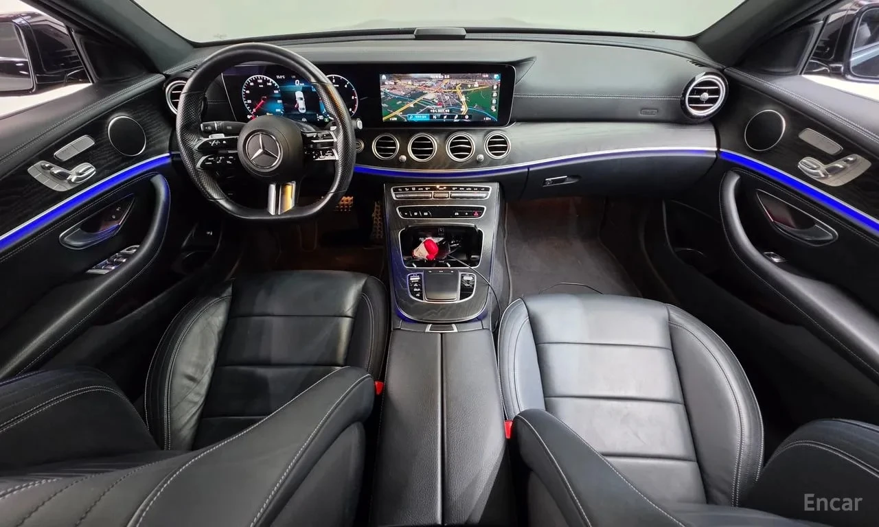 Mercedes-Benz E 220 * 4MATIC AMG Line * ДИСТРОНИК * HUD, снимка 6 - Автомобили и джипове - 55989716