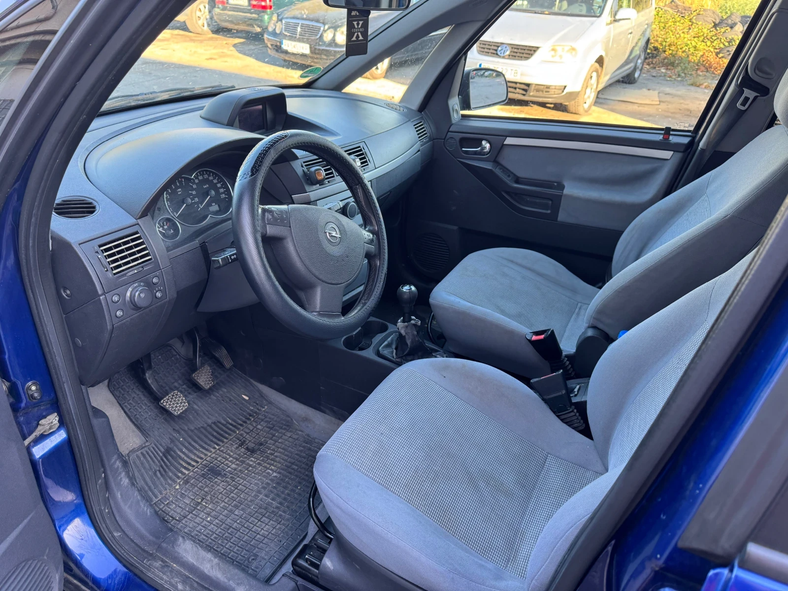 Opel Meriva, снимка 7 - Автомобили и джипове - 56023429