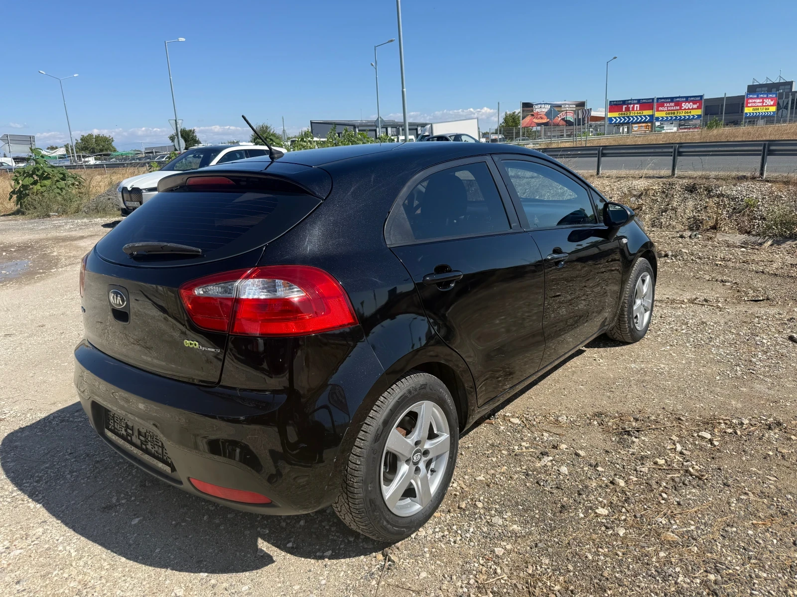 Kia Rio 1.1CRDI, снимка 6 - Автомобили и джипове - 56070120