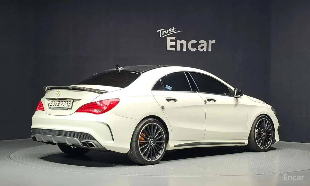 Mercedes-Benz CLA 45 AMG * ПОДГРЕВ* KEYLSS* ФИКСИРАНА ЦЕНА ДО БЪЛГАРИЯ* , снимка 2 - Автомобили и джипове - 56180842