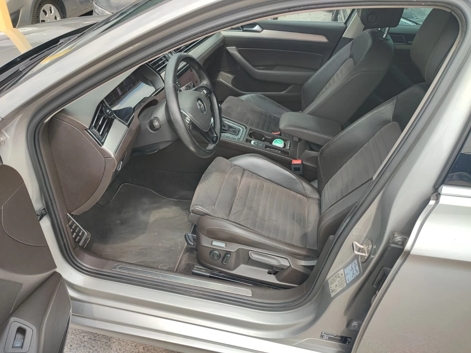 VW Passat 2000, снимка 8 - Автомобили и джипове - 56576620