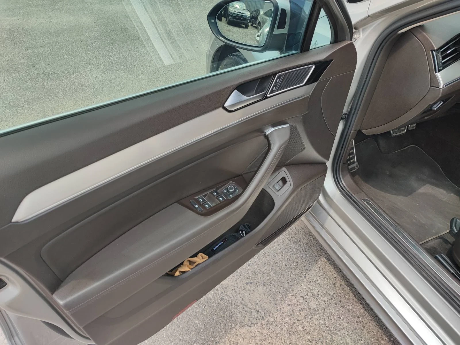 VW Passat 2000, снимка 7 - Автомобили и джипове - 56576620