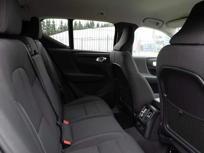 Volvo XC40 T5/261HP/INSCRIPTION/LED/NAVI/CAM/267vpr, снимка 12 - Автомобили и джипове - 49920485