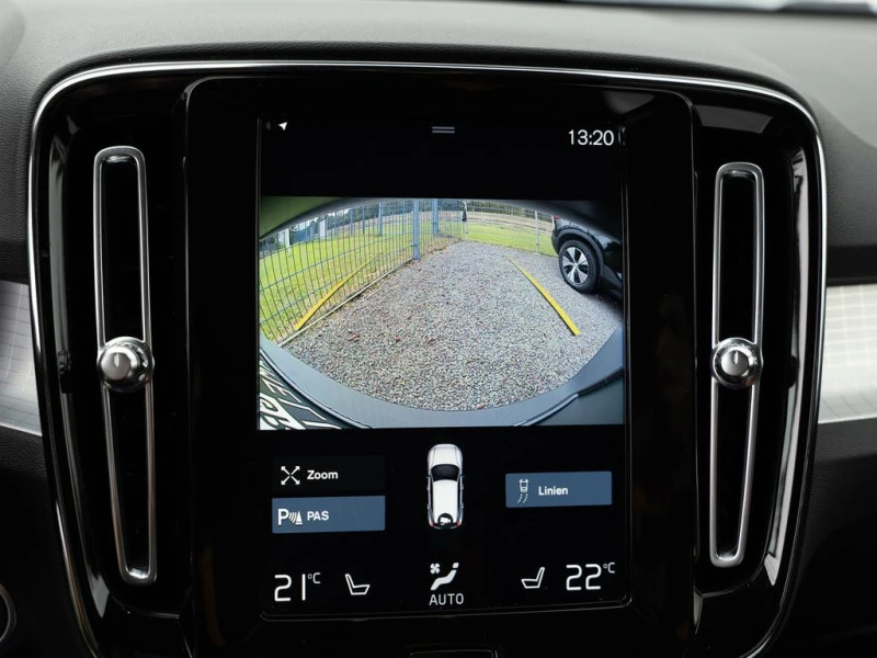 Volvo XC40 T5/261HP/INSCRIPTION/LED/NAVI/CAM/267vpr, снимка 13 - Автомобили и джипове - 49920485