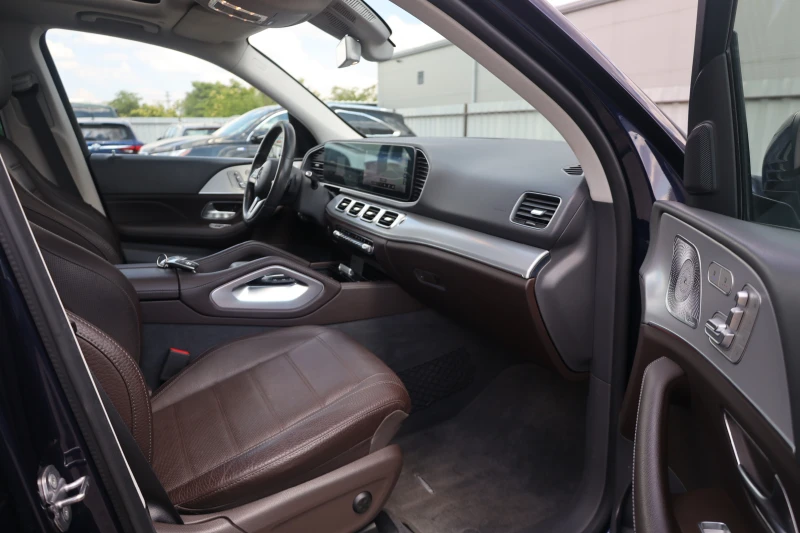 Mercedes-Benz GLE 350 dе 4Matic AMG 360 AIRMATIC Pano DISTRONIC iCarbg, снимка 7 - Автомобили и джипове - 51061419
