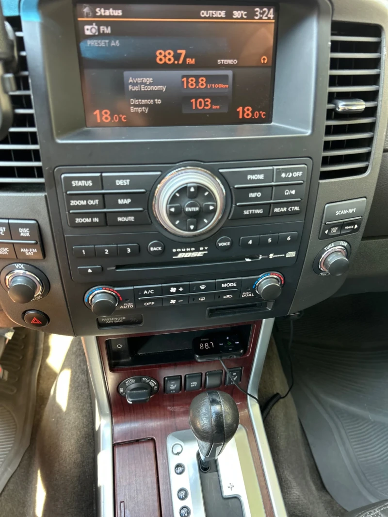 Nissan Pathfinder 5.6 V8 LE/ LPG, снимка 12 - Автомобили и джипове - 51311537