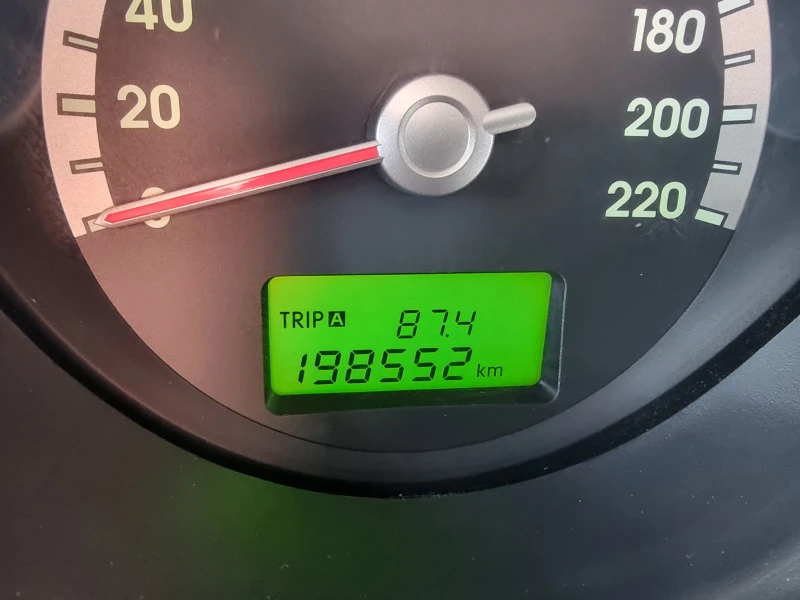 Kia Sportage 2.0 16V 4X4 ACTIVE, снимка 14 - Автомобили и джипове - 53427714