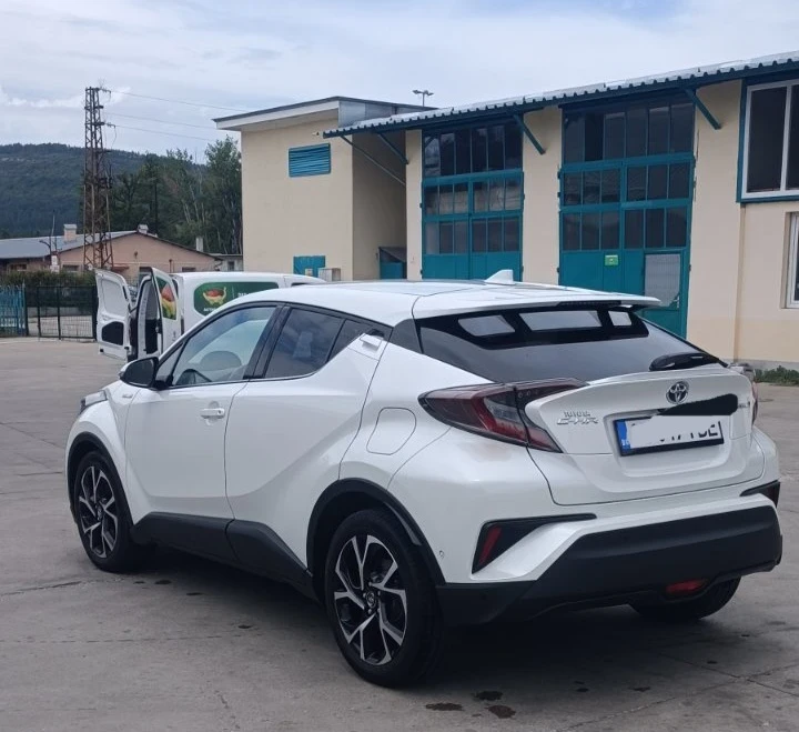 Toyota C-HR  - изображение 2
