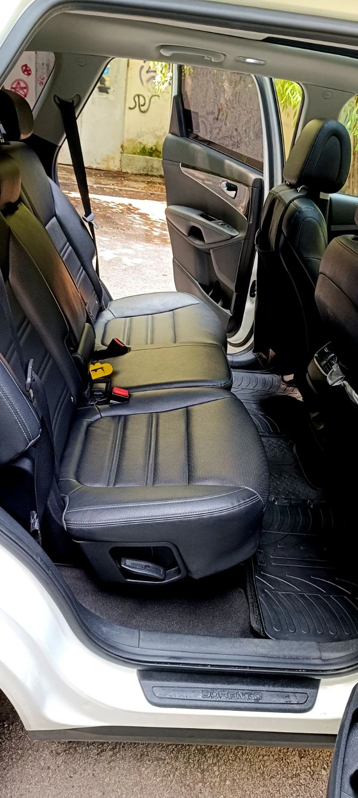 Kia Sorento, снимка 11 - Автомобили и джипове - 55019314