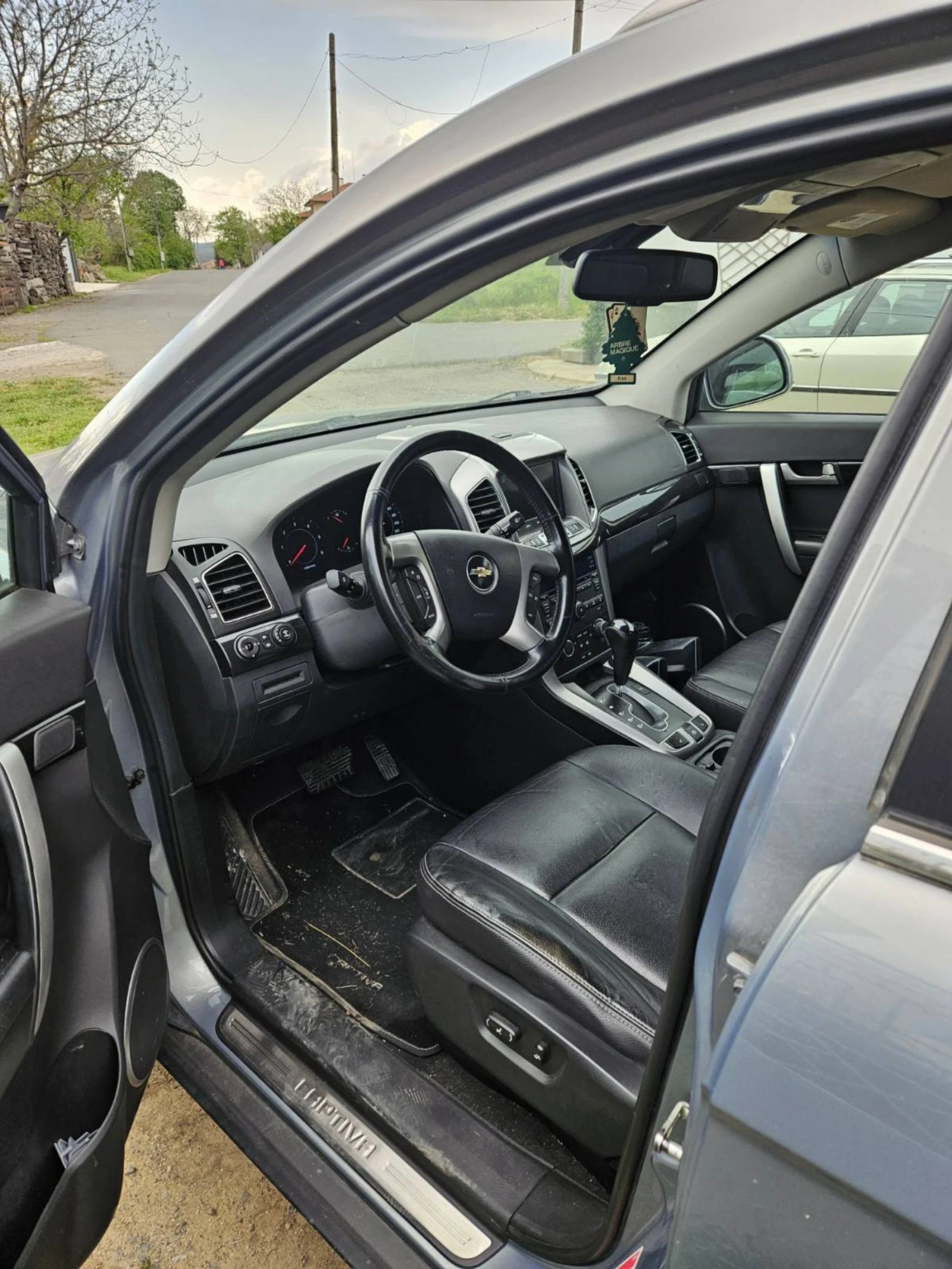 Chevrolet Captiva 2.2 184к.с автомат 2012година  - изображение 7