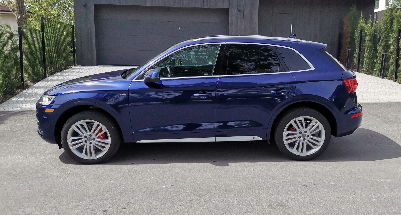 Audi Q5 2.0 TFSI PREMIUM PLUS - изображение 3