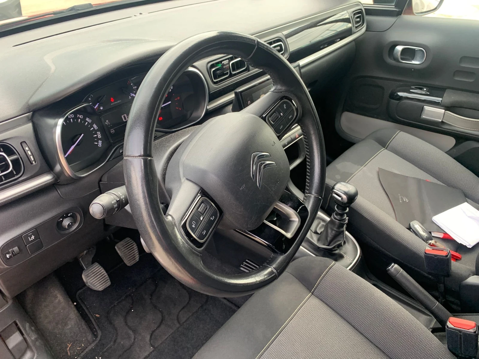 Citroen C3 Aircross 1.2 i exclusive - изображение 8