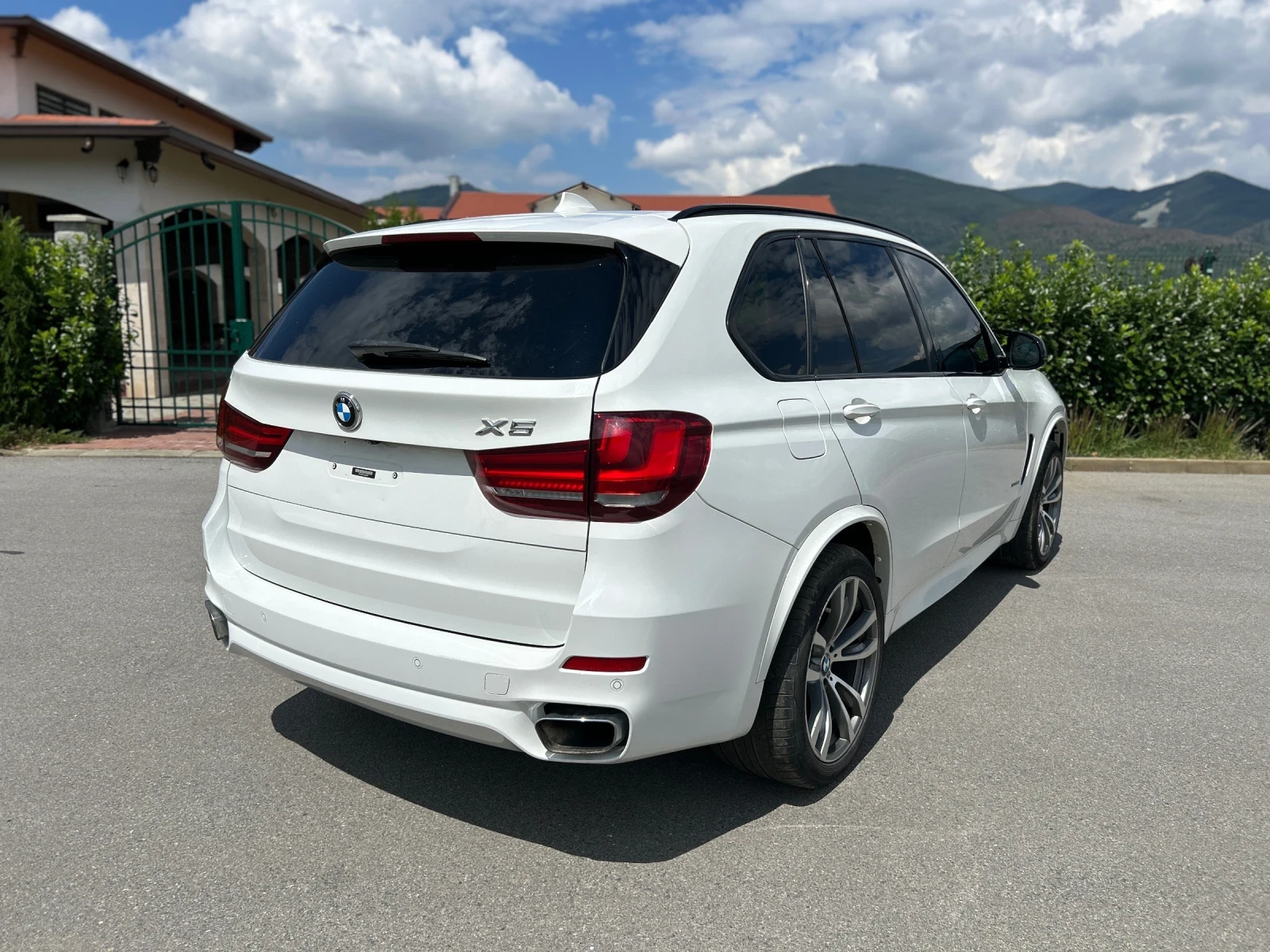 BMW X5 * Digital* 360Cam* Soft Close - изображение 4