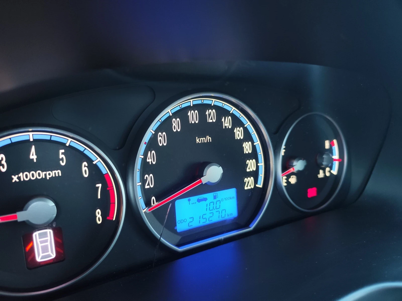 Hyundai Santa fe 2.7 V6 - изображение 10