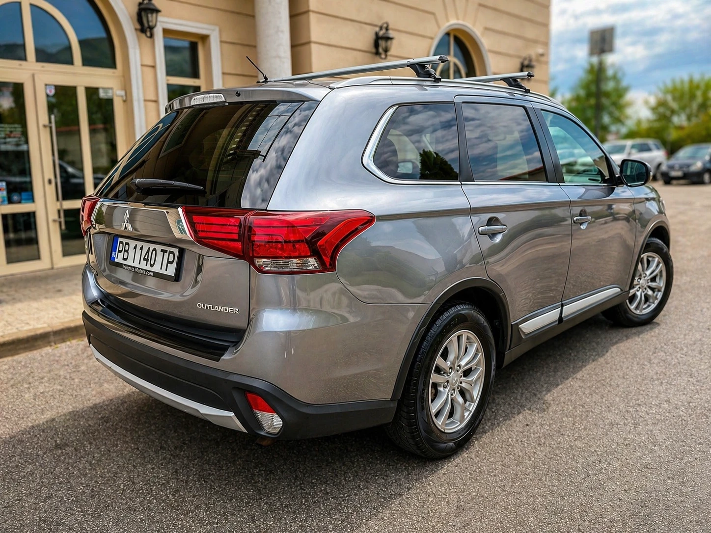 Mitsubishi Outlander 2.2 DI-D- 150 �� ::FACELIFT::4x4::7 ������::������ | Mobile.bg � ����������� 5