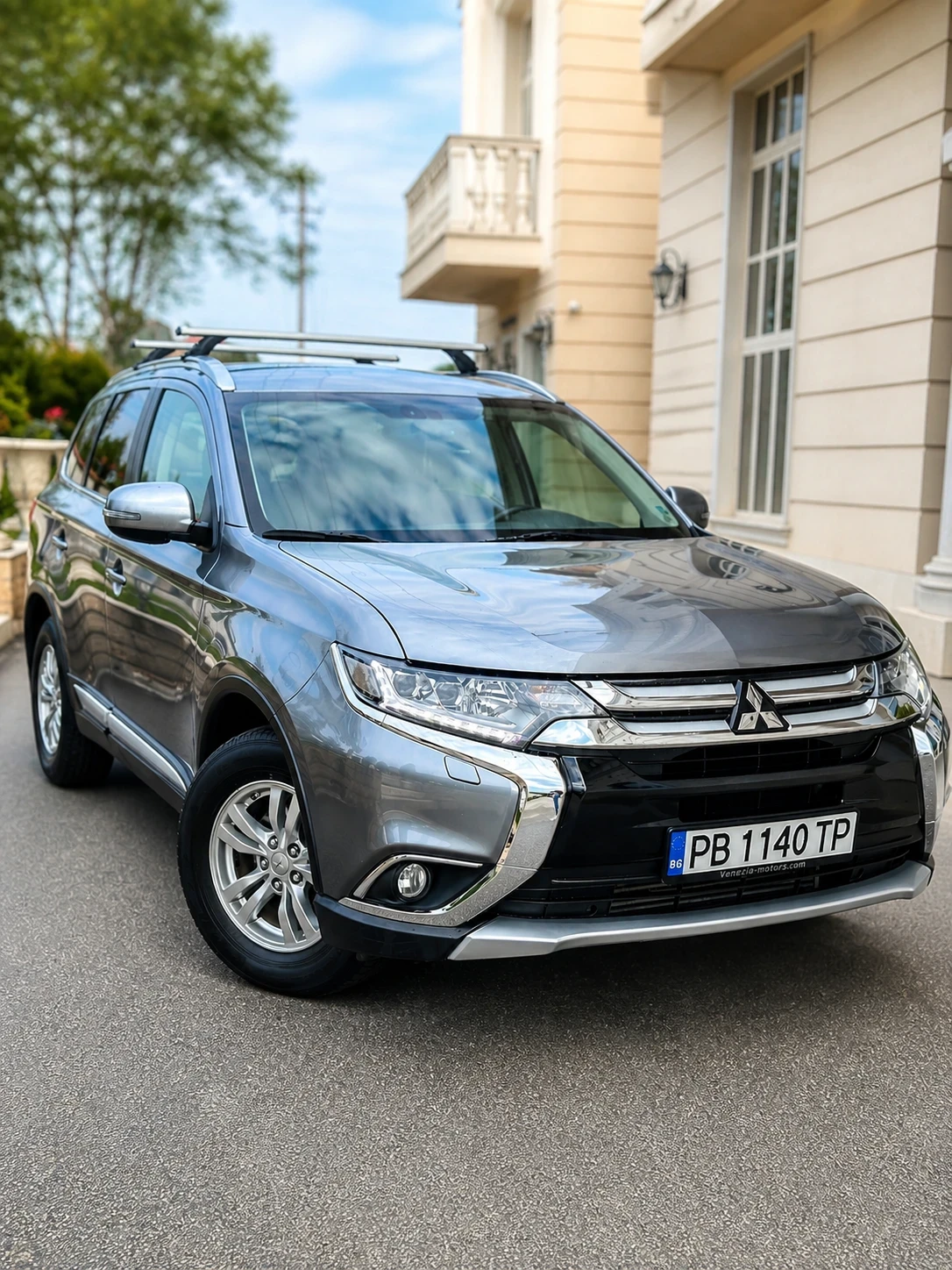 Mitsubishi Outlander 2.2 DI-D- 150 кс ::FACELIFT::4x4::7 МЕСТЕН::КАМЕРА