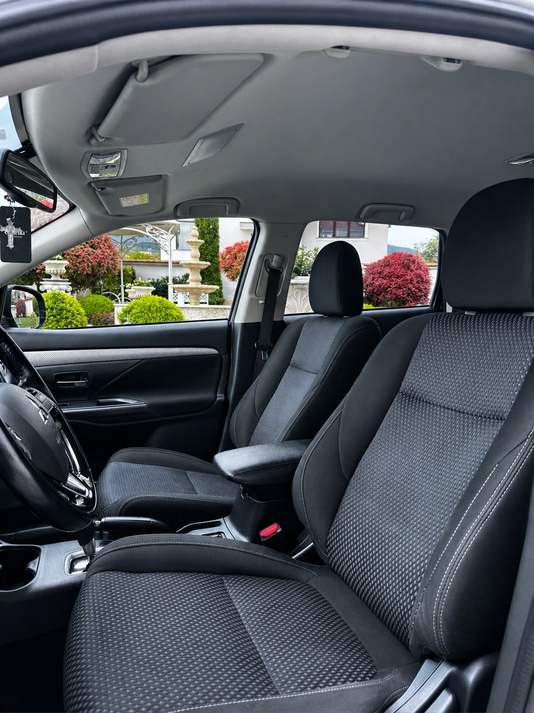 Mitsubishi Outlander 2.2 DI-D- 150 �� ::FACELIFT::4x4::7 ������::������ | Mobile.bg � ����������� 9