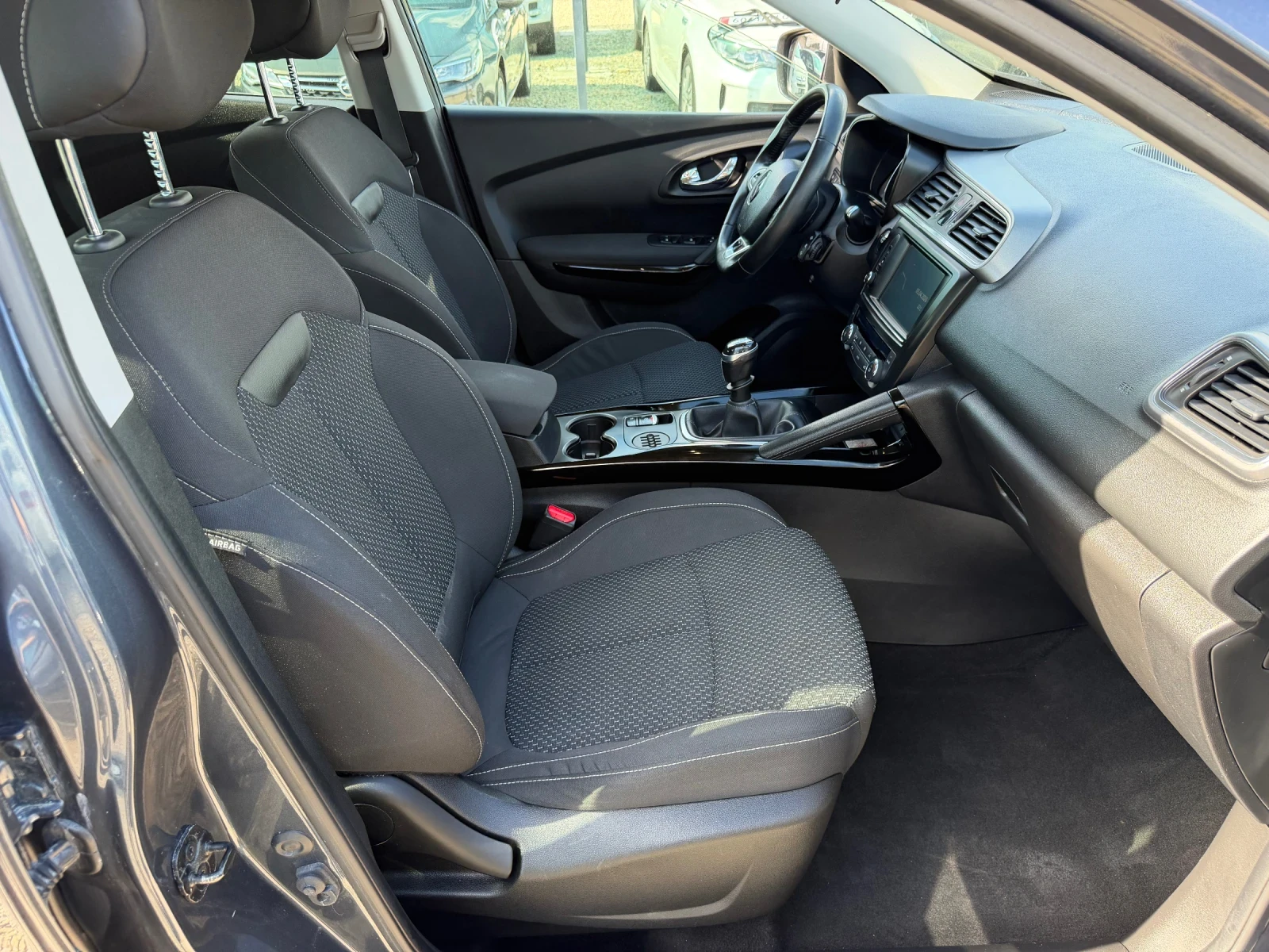 Renault Kadjar 1.5d/110hp/NAVI/EVRO6/107300km/, снимка 13 - Автомобили и джипове - 54416175