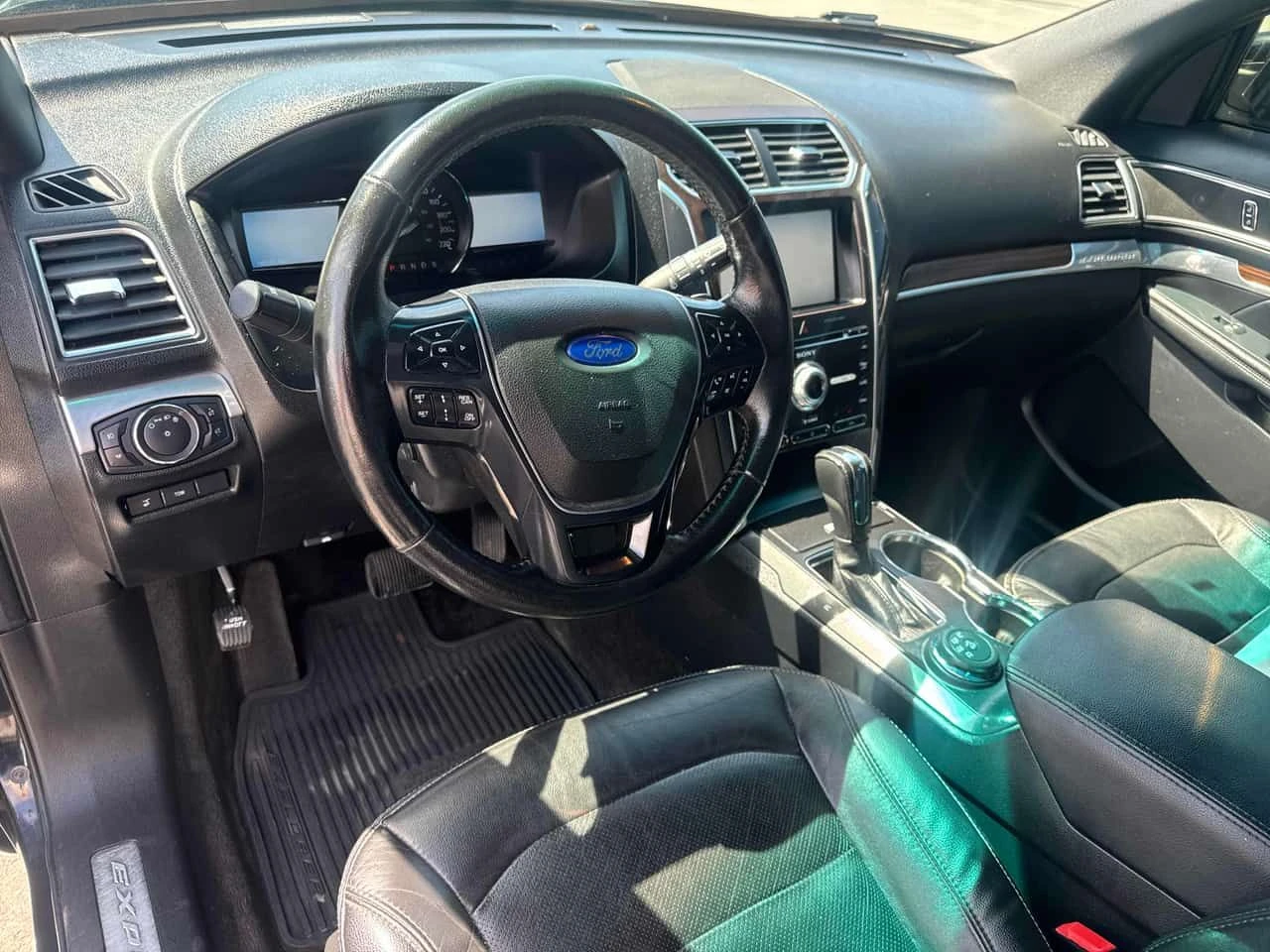 Ford Explorer * Limited * АВТОКРЕДИТ БЕЗ ПЪРВОНАЧАЛНА ВНОСКА* , снимка 5 - Автомобили и джипове - 54700195