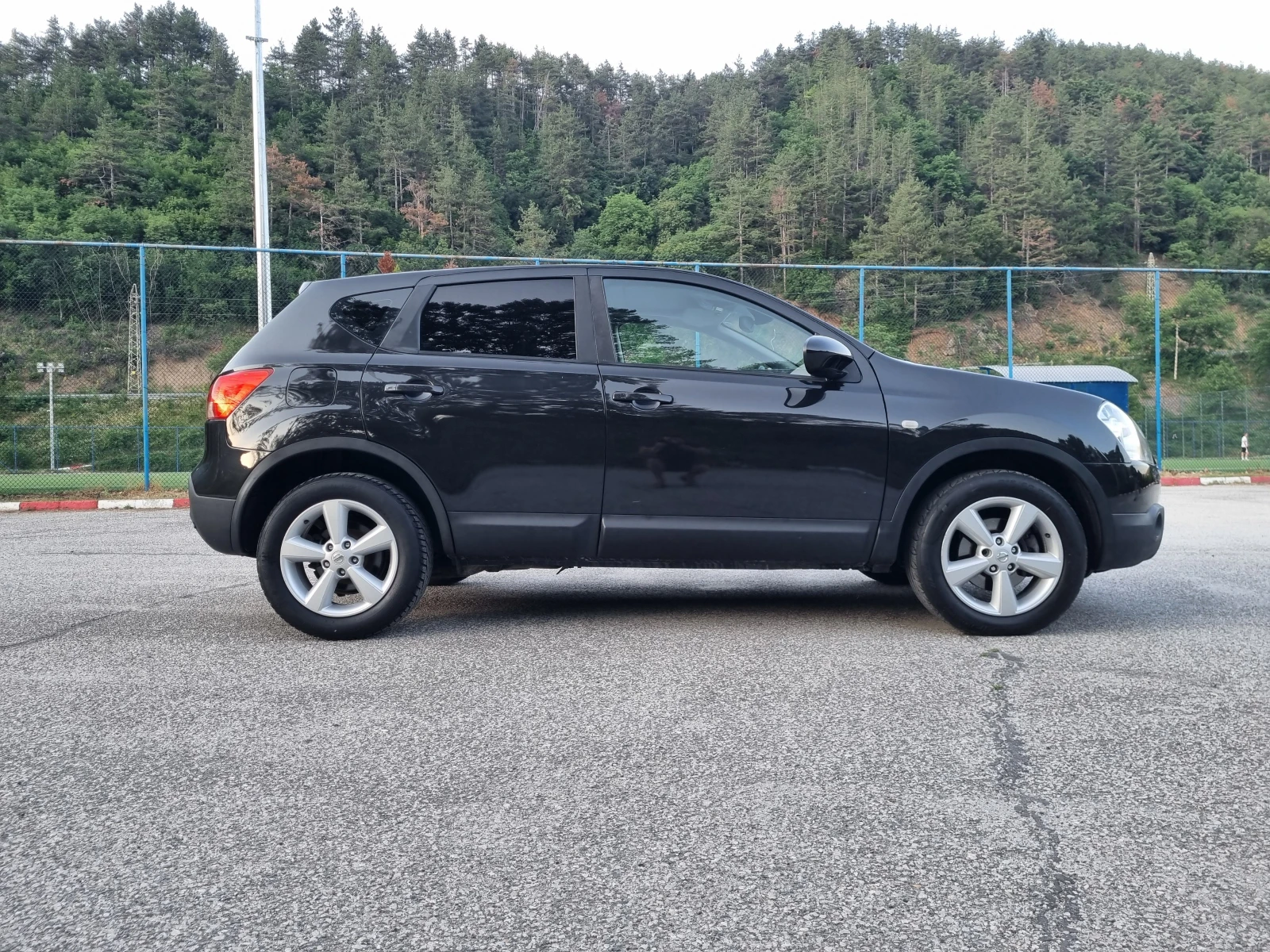 Nissan Qashqai 2.0/GAZ/4X4, снимка 9 - Автомобили и джипове - 55064526