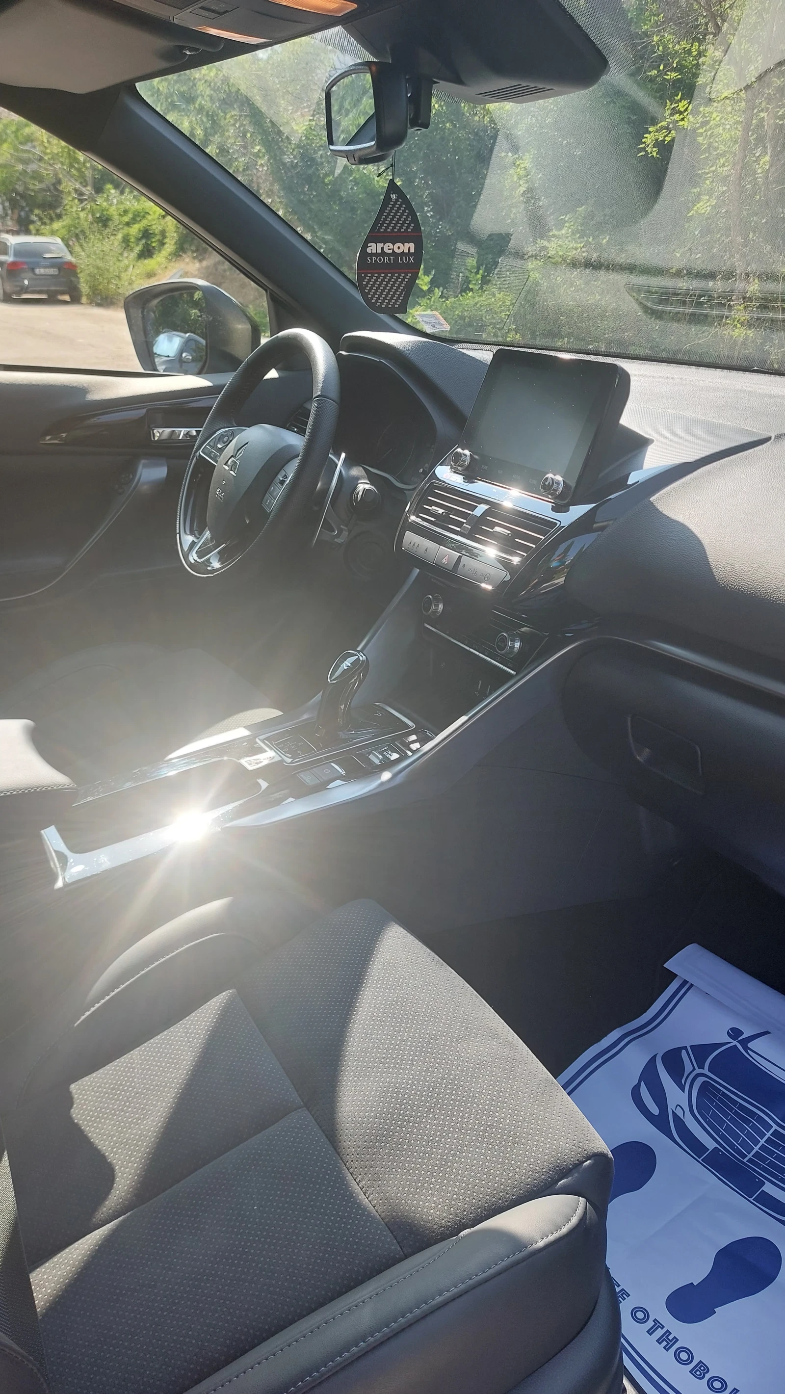 Mitsubishi Eclipse Cross, снимка 11 - Автомобили и джипове - 55387462