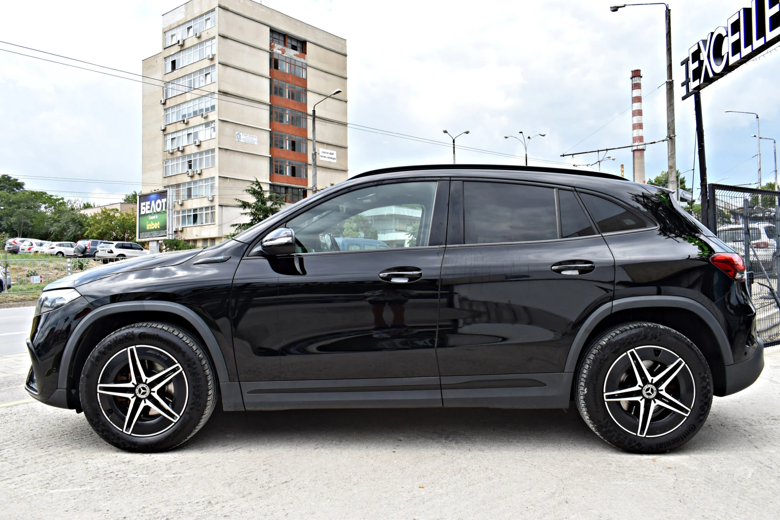 Mercedes-Benz EQA AMG* AMBIENT* HEAD-UP* CAMERA* 66, 5kWh, снимка 3 - Автомобили и джипове - 55413744